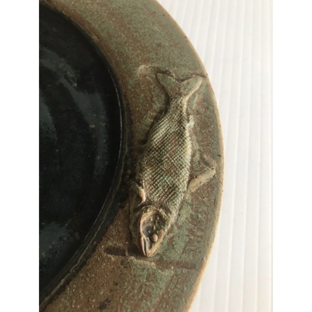 Phillips LP Studio Pottery  handmade stoneware plate with fish approx‎ 11-1/2